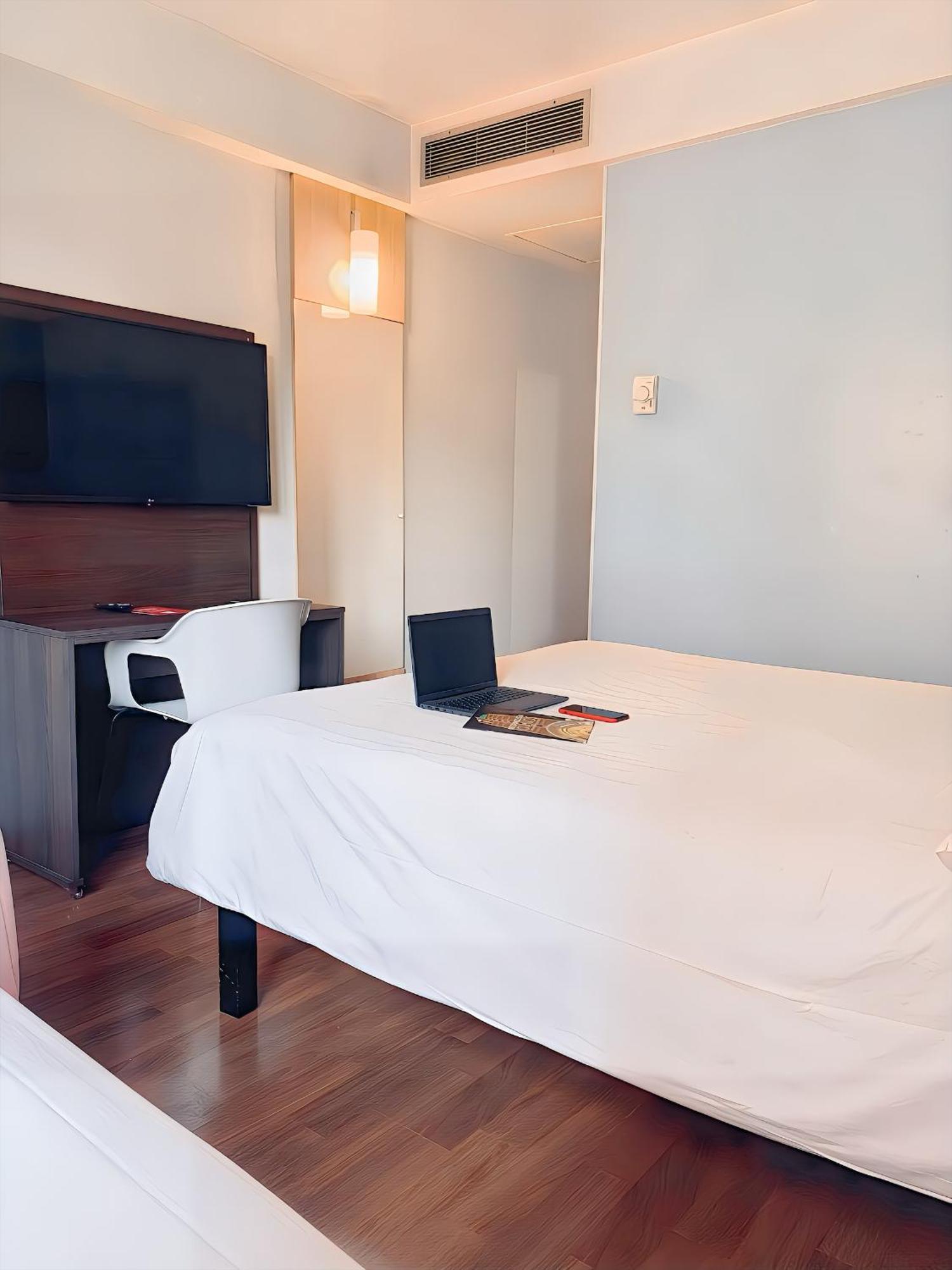 Ibis Sao Paulo Paulista Hotel Exterior photo